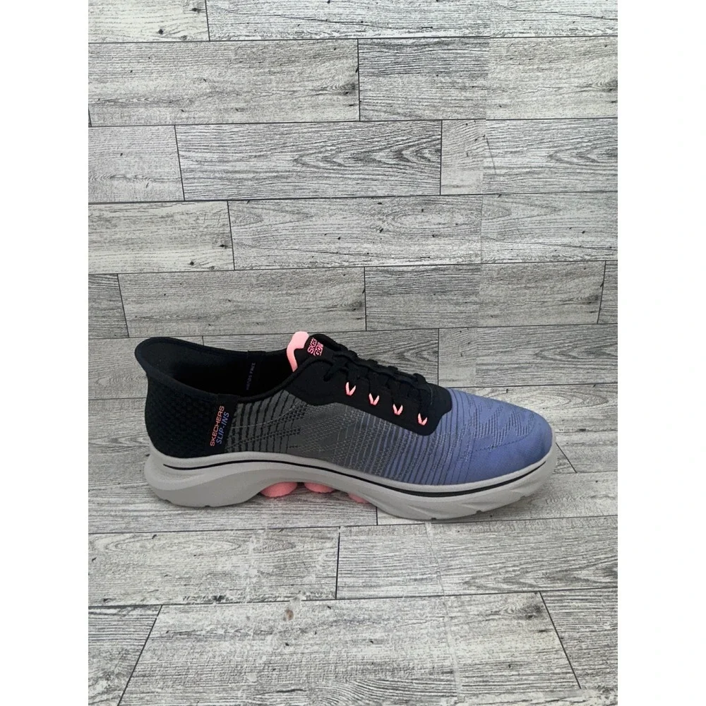 Skechers hands free